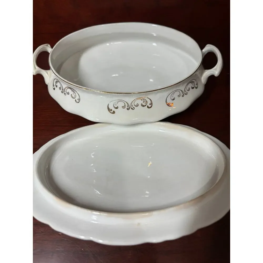 Vintage Semi-Vitreous Porcelain Oval Serving Dish Tureen With Lid & Handles